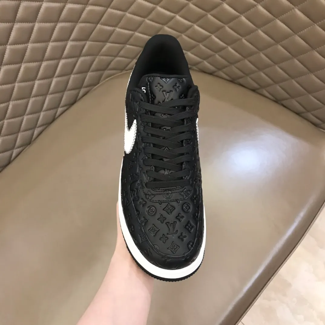 Men's shoes💰p440 "*oui* Vuitto*" x OFF-WHITE x Nike three-party collaboration! Trendy and cool men's casual sports shoes with unrivaled color matching. The design idea basically continues the style of THE TEN. The Swoosh line and tongue label have a very familiar visual effect and are both fashionable and trendy! A must-have for fashionistas! The effect on your feet is absolutely stunning! Size: 38-45